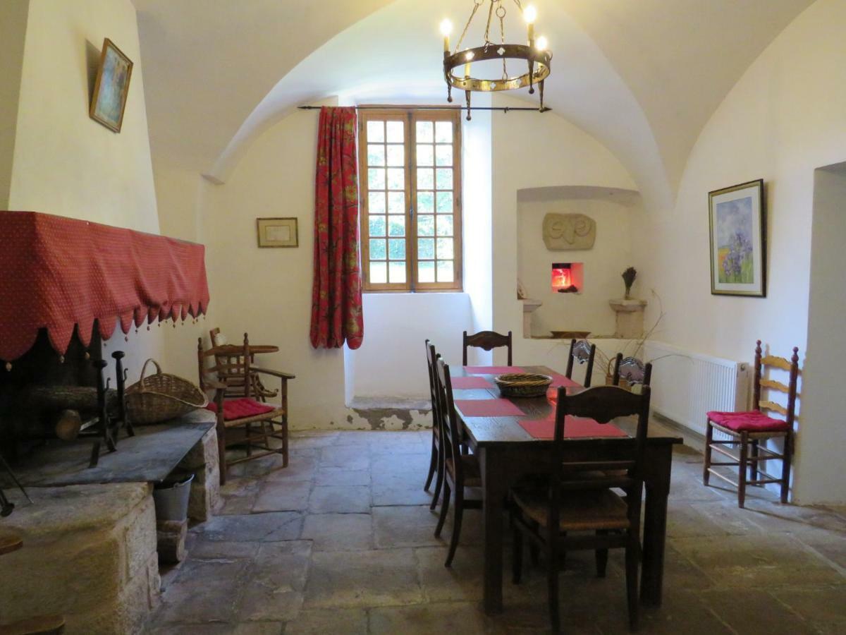 Le Presbytere De Montaigut Montégut Buitenkant foto